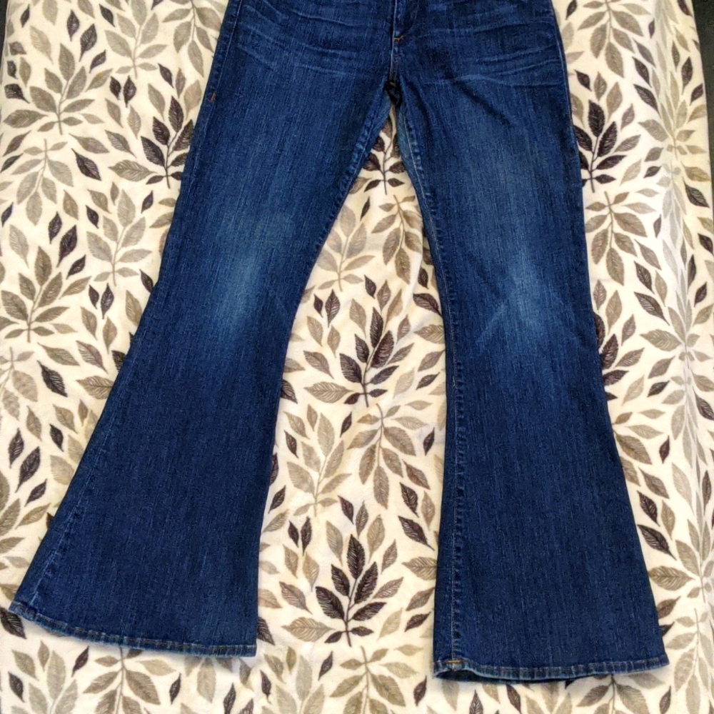 COPY - True Religion Karlie Size 32 Jean